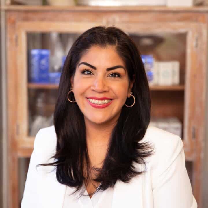 IMG_8926-Edit-1-scaled-square-2192cfc7ac21efa547ed85f4d2b47959-ufnjmb96caz1